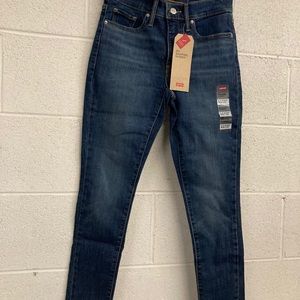 Levi’s 311 Shaping Skinny Jeans